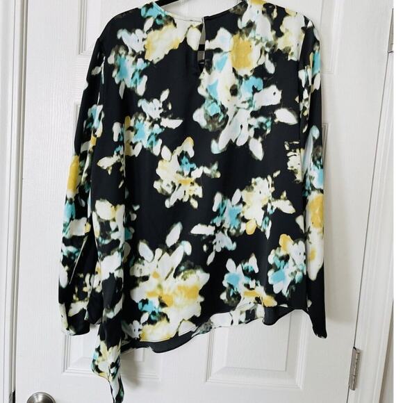 NWT Kenneth Cole Blouse w/ Split Sleeves - XL - Picture 2 of 5